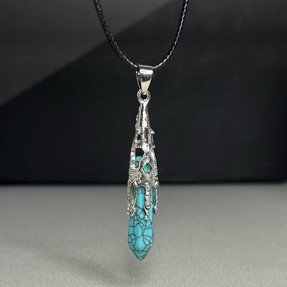 Blue Howlite Hexagon Pointed Crown Pendant Natural Crystal Gemstone Necklace